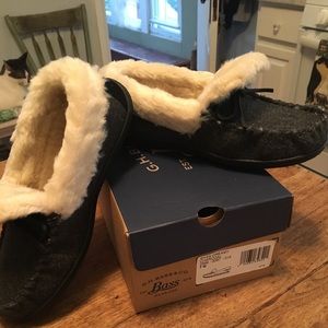 BASS Moccasin slippers